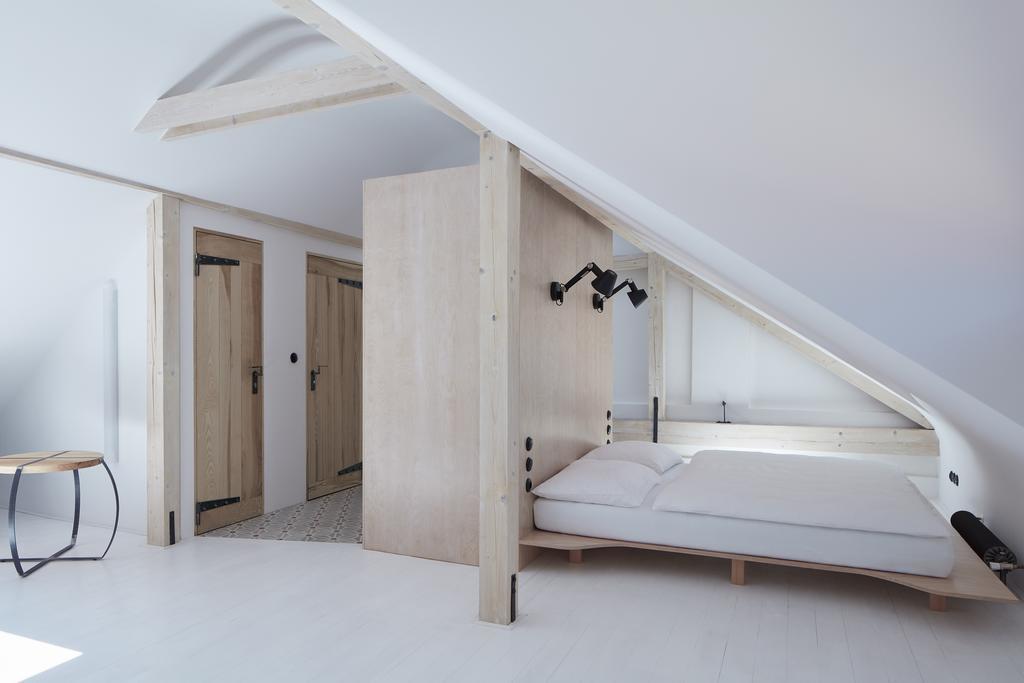 Stajnhaus Hotell Mikulov Exteriör bild